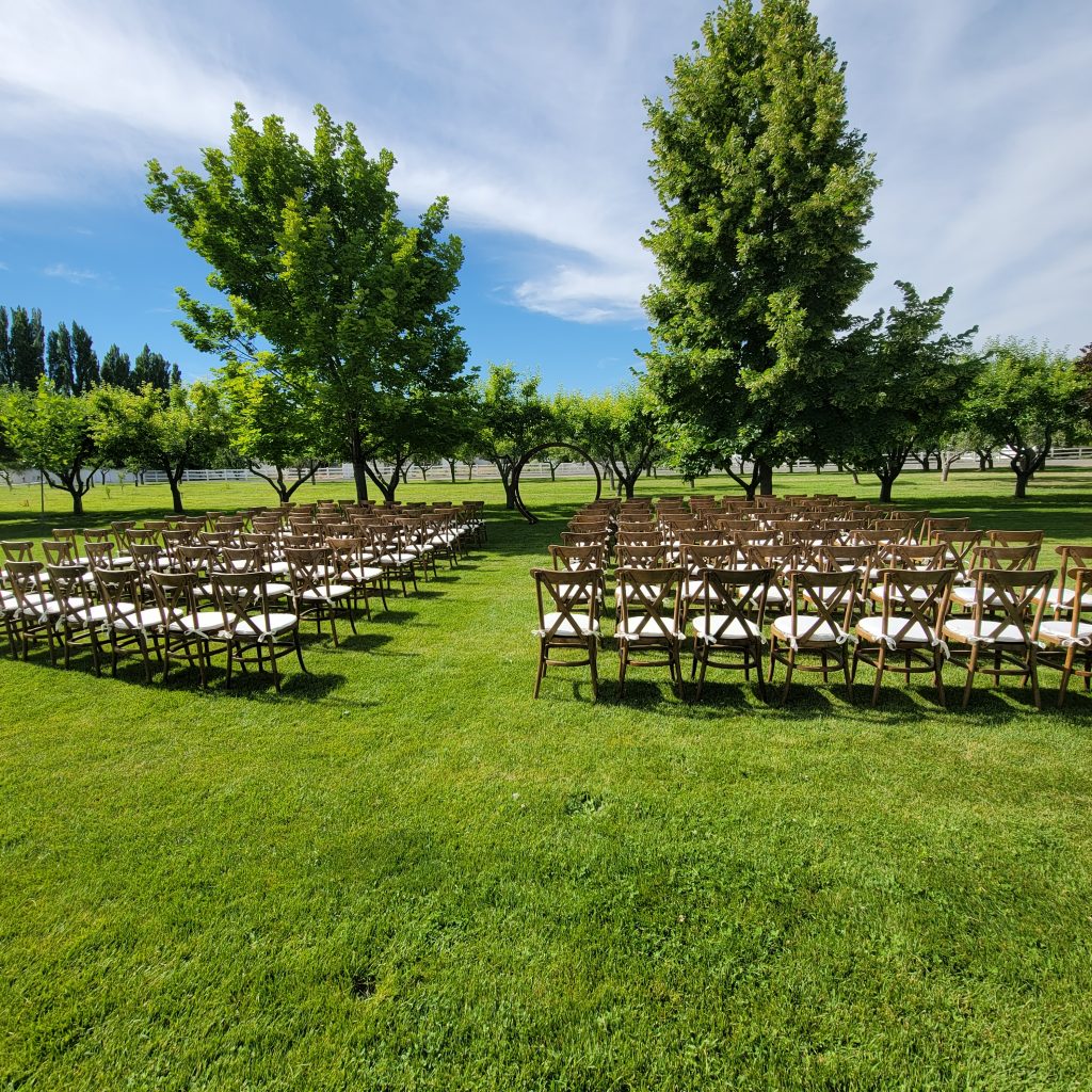 Chairs and archway, wedding decorations for rent in Twin Falls, ID from MME Event Rentals
